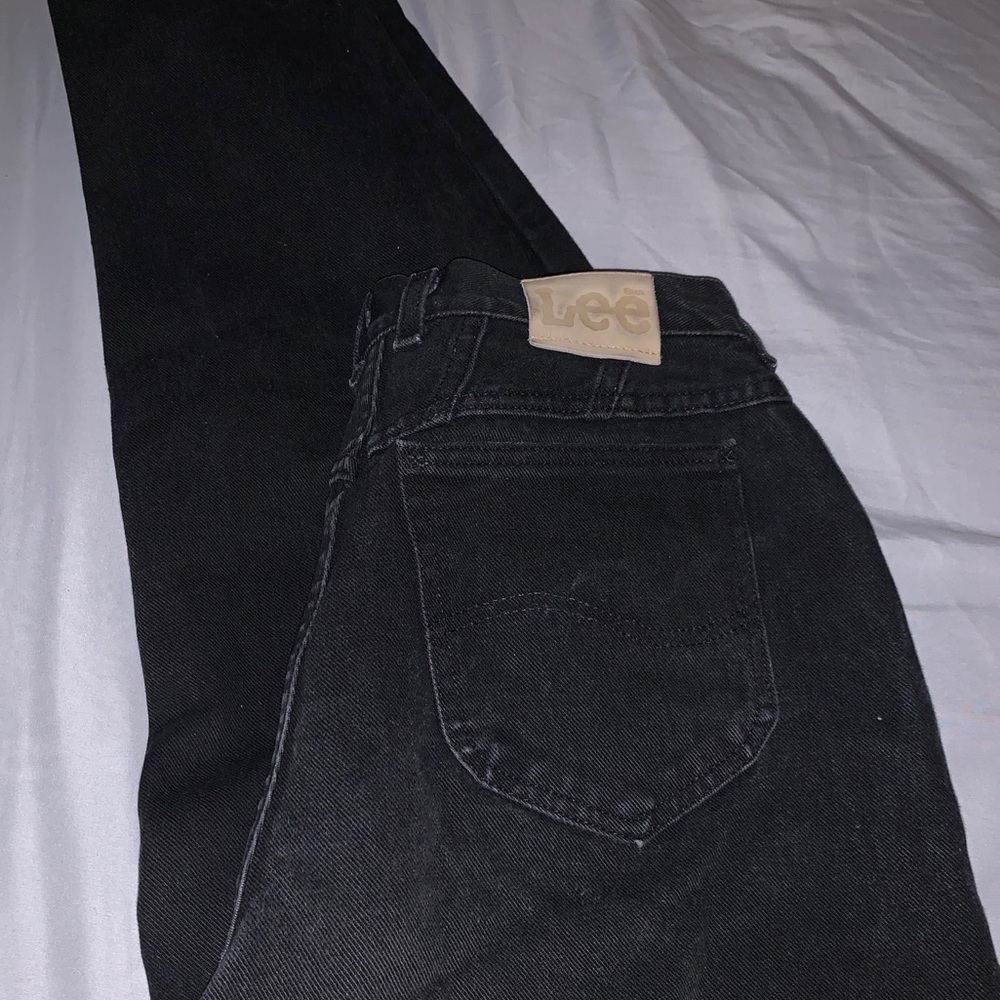 Vintage looking high waisted Lee jeans